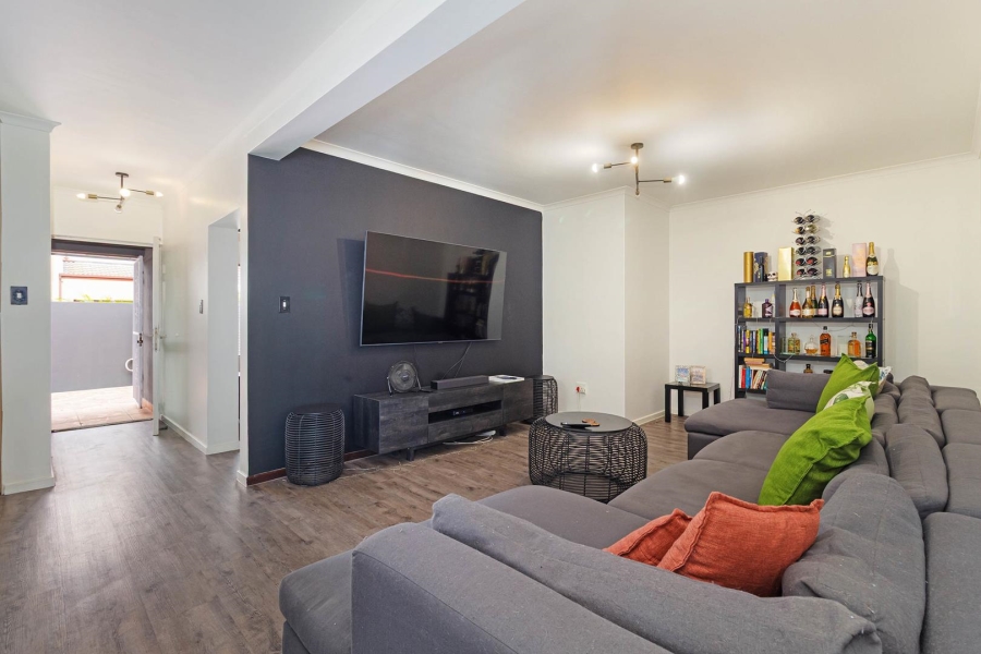 4 Bedroom Property for Sale in Milnerton Ridge Western Cape